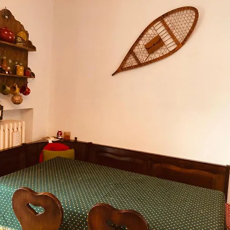 Walking Distance From Chairlift And Center-60 Sq M Wi-fi Casa Lucia Apartment