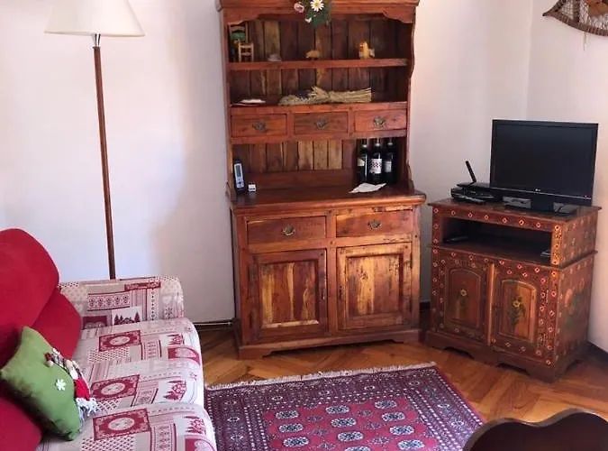 Walking Distance From Chairlift And Center-60 Sq M Wi-fi Casa Lucia