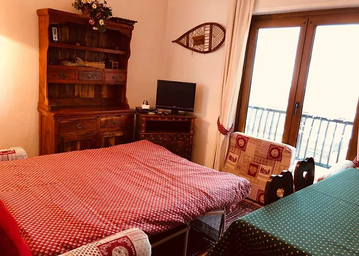 Walking Distance From Chairlift And Center-60 Sq M Wi-fi Casa Lucia Oulx